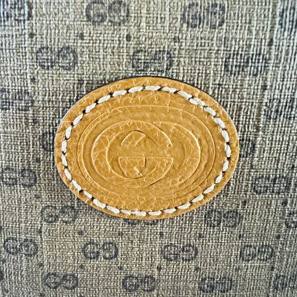 GUCCI x DISNEY Mickey Mouse Print Canvas Leather Bucket Shoulder Bag - Picture 5 of 13